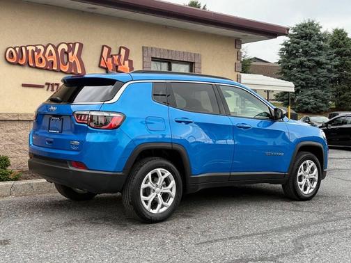 Hydro Blue Pearlcoat 2024 Jeep Compass Latitude