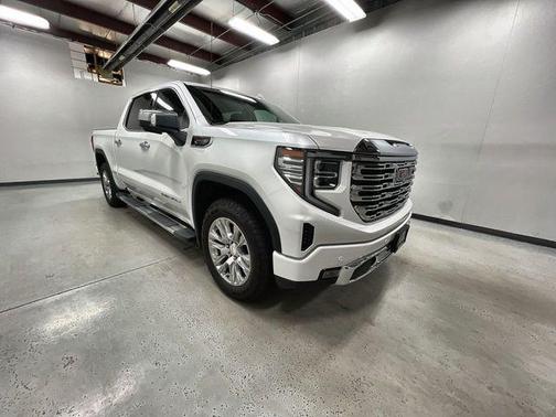White Frost Tricoat 2024 GMC Sierra 1500 Denali