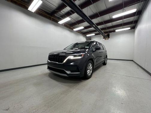 2022 Kia Carnival LXS