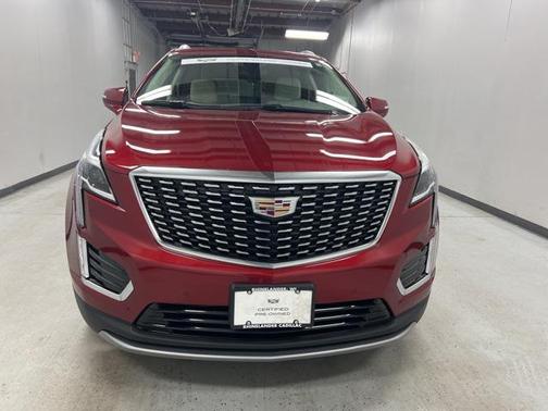 2022 Cadillac XT5 Premium Luxury
