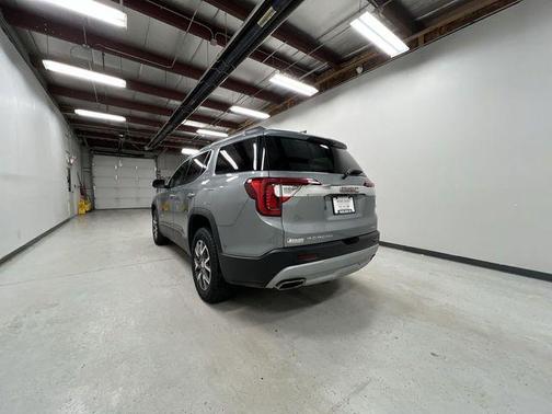 2023 GMC Acadia AWD SLE