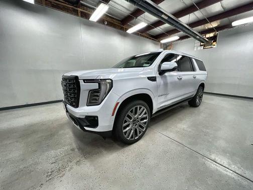 Glacier White Tricoat 2026 GMC Yukon XL Denali Ultimate