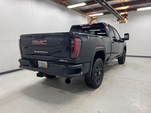 2025 GMC Sierra 2500 AT4