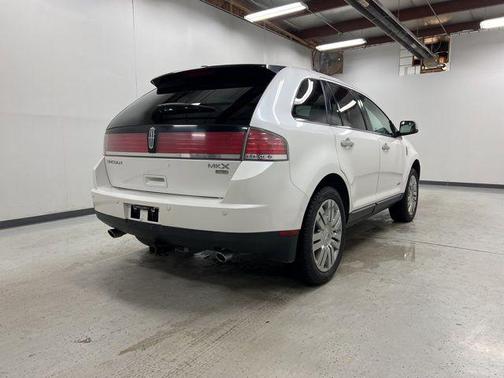 2010 Lincoln MKX Base
