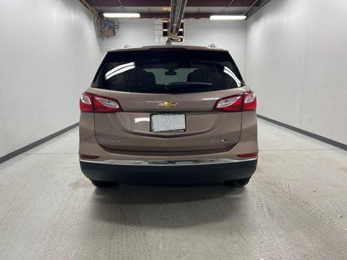 Sandy Ridge Metallic 2018 Chevrolet Equinox Premier