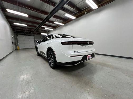 2023 Toyota Crown XLE