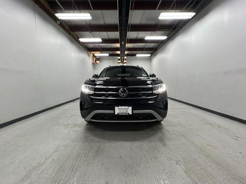 2023 Volkswagen Atlas 3.6L SE w/Technology