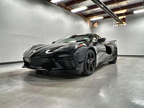 2026 Chevrolet Corvette Stingray w/2LT