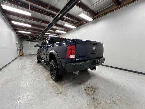 2017 RAM 2500 Tradesman Crew Cab 4x4 6'4' Box