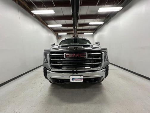 2026 GMC Sierra 2500 SLT