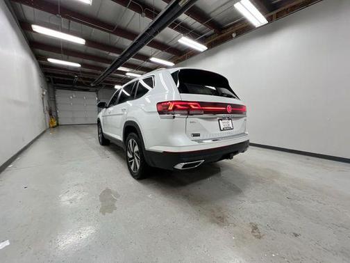 2024 Volkswagen Atlas 2.0T SEL