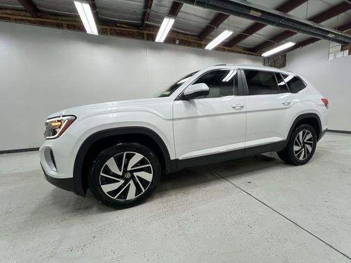 2024 Volkswagen Atlas 2.0T SEL