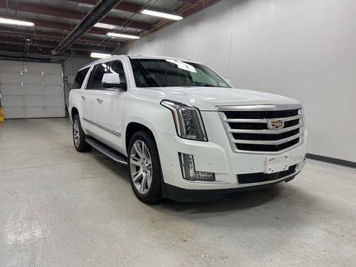 2018 Cadillac Escalade ESV Premium Luxury
