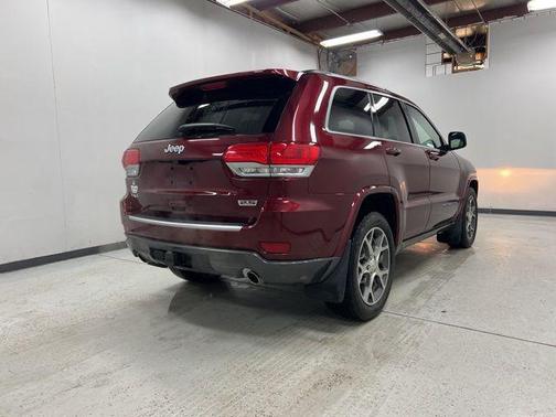2018 Jeep Grand Cherokee Sterling Edition