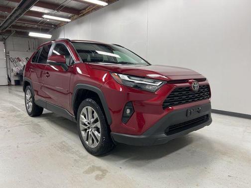 2022 Toyota RAV4 XLE Premium