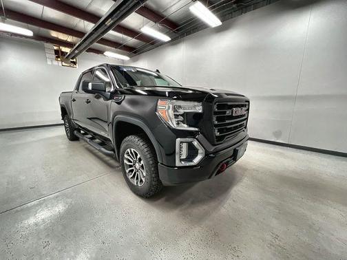 Onyx Black 2022 GMC Sierra 1500 AT4