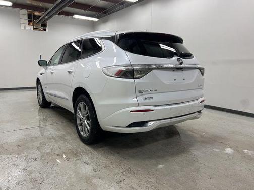 2024 Buick Enclave Avenir AWD