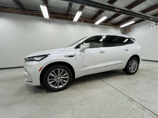 2024 Buick Enclave Avenir AWD