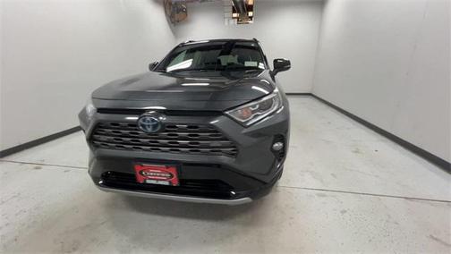 2020 Toyota RAV4 Hybrid SE