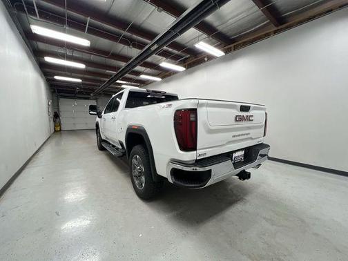 2025 GMC Sierra 2500 SLT