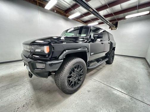 2025 GMC HUMMER EV SUV 2X