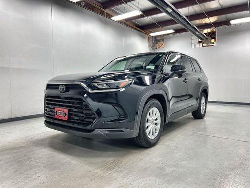 Midnight Black Metallic 2025 Toyota Grand Highlander XLE