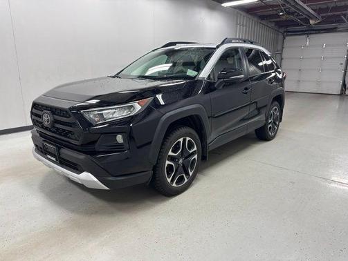 Midnight Black/Ice Edge Roof 2019 Toyota RAV4 Adventure
