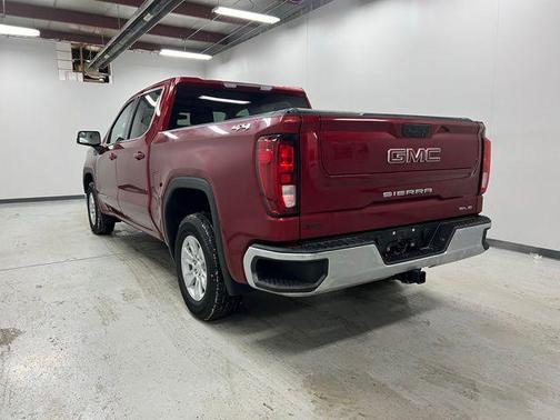 2022 GMC Sierra 1500 SLE