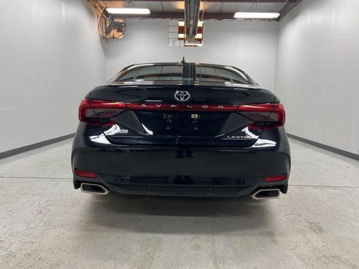 2021 Toyota Avalon Limited