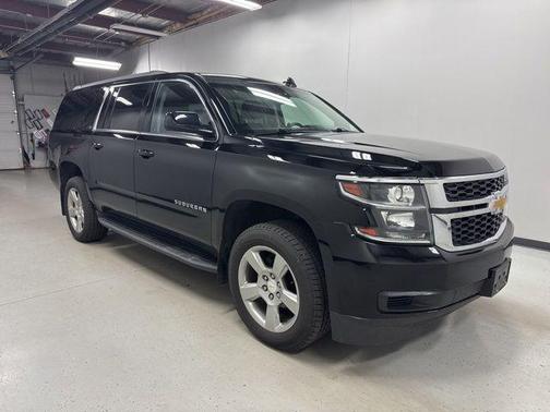 Black 2018 Chevrolet Suburban LT