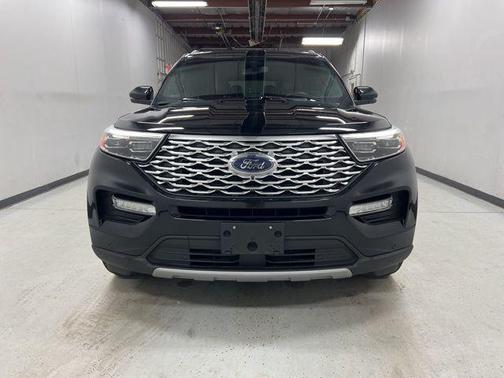 AGATE BLACK METALLIC 2020 Ford Explorer Platinum