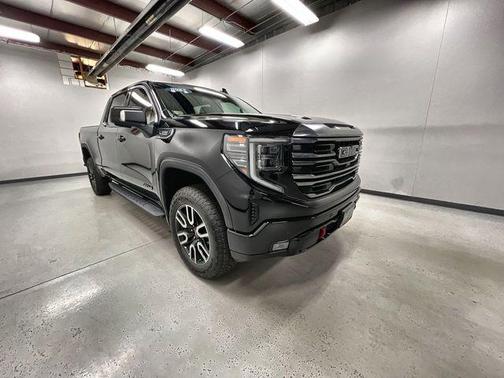 Onyx Black 2024 GMC Sierra 1500 AT4