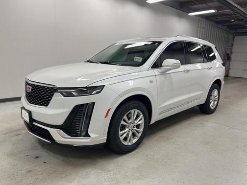 2024 Cadillac XT6 Luxury AWD