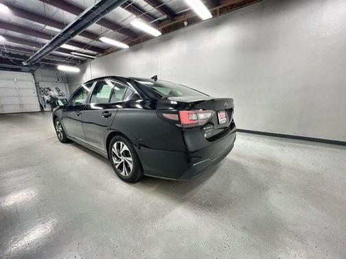 Crystal Black Silica 2021 Subaru Legacy Premium