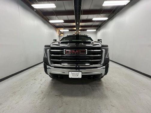 2026 GMC Sierra 2500 SLE