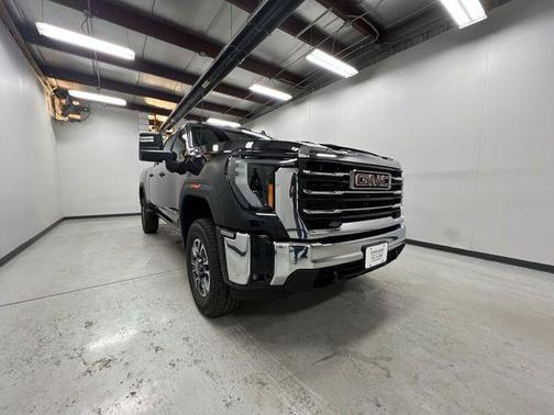 2026 GMC Sierra 2500 SLE