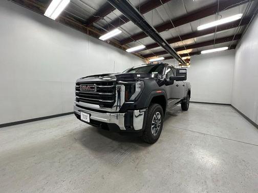 2026 GMC Sierra 2500 SLE