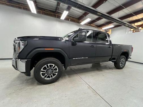 2026 GMC Sierra 2500 SLE