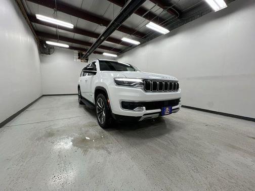 2023 Jeep Wagoneer Series II