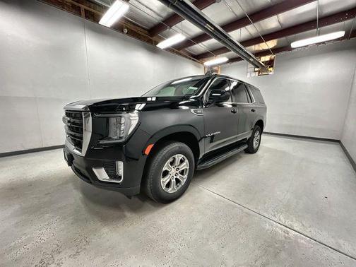 Onyx Black 2023 GMC Yukon SLE