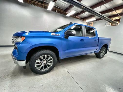 Riptide Blue Metallic 2025 Chevrolet Silverado 1500 LT