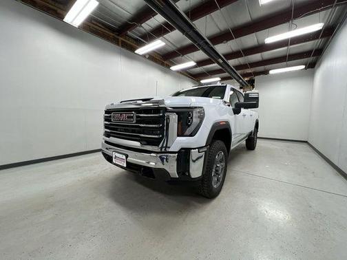 2026 GMC Sierra 2500 SLT