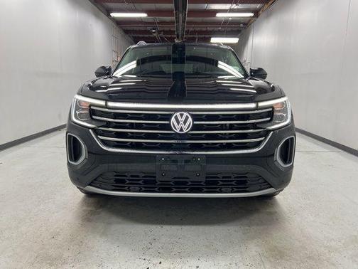 2024 Volkswagen Atlas 2.0T SE w/Technology 4MOTION