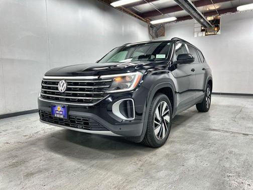 2024 Volkswagen Atlas 2.0T SE w/Technology 4MOTION