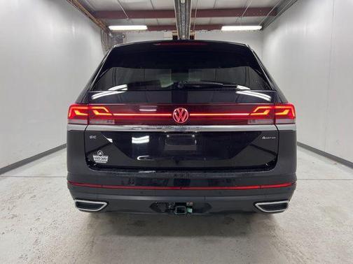 2024 Volkswagen Atlas 2.0T SE w/Technology 4MOTION