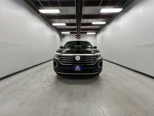 2024 Volkswagen Atlas 2.0T SE w/Technology 4MOTION