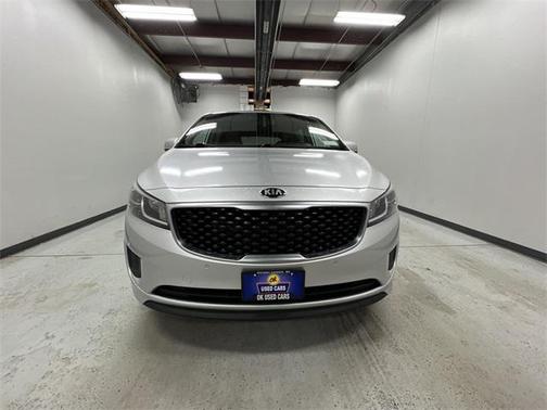 2017 Kia Sedona LX