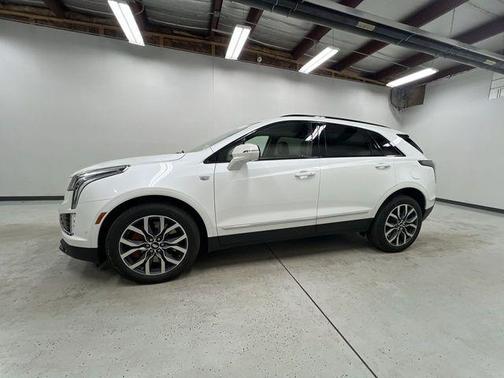 2023 Cadillac XT5 Sport