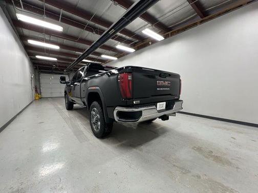 2026 GMC Sierra 2500 SLT