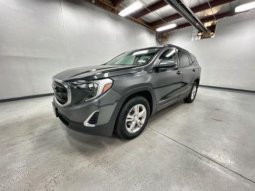 Graphite Gray Metallic 2019 GMC Terrain SLE
